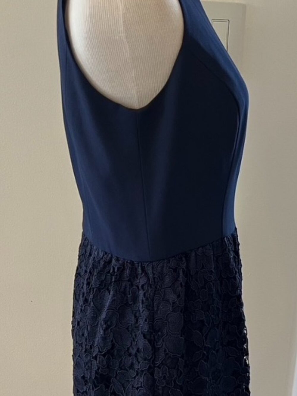 Shoshanna Navy Blue Sleeveless Midi Dress w/Solid Bodice, A-Line Lace Skirt, S:4 - Picture 4 of 11